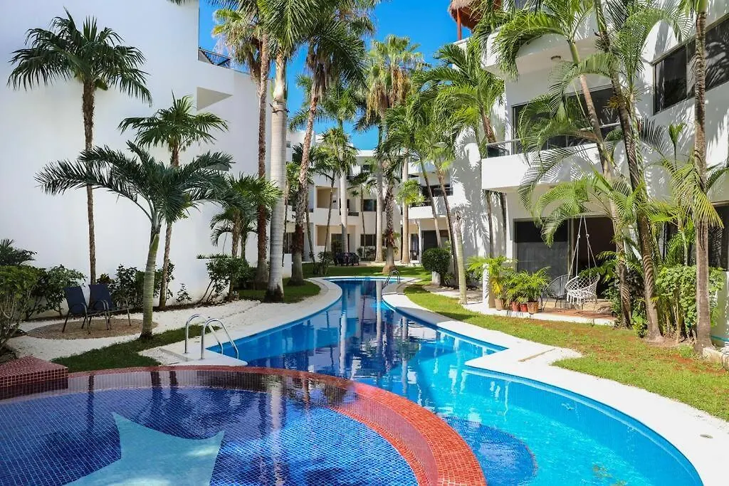 Apartamento Lovely 2 Bdrm Condo In Gated Community & Pool View Playa del Carmen