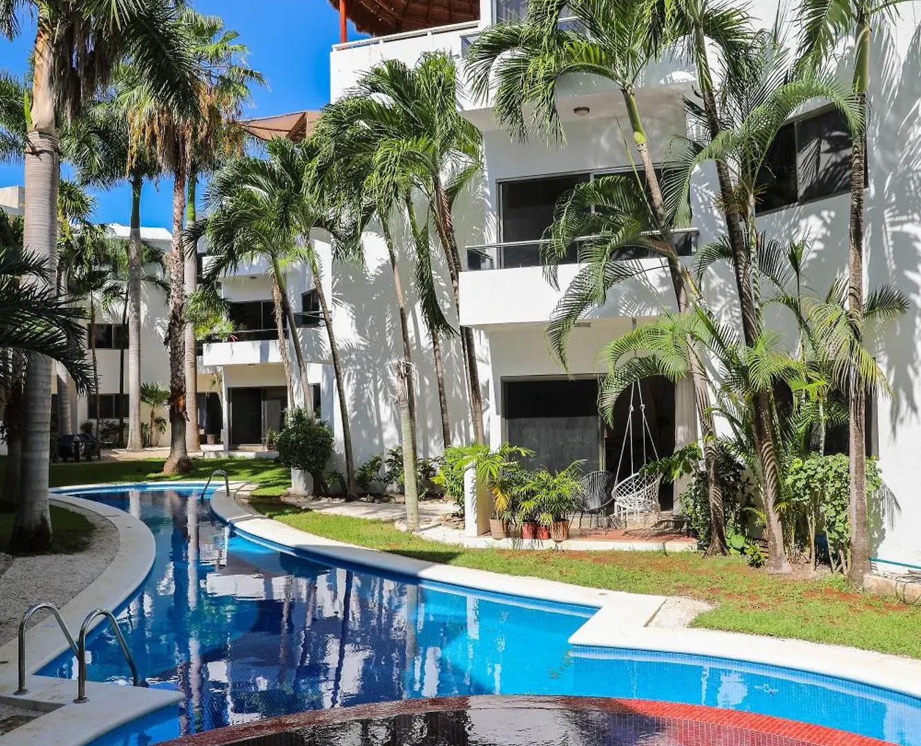 Lovely 2 Bdrm Condo In Gated Community & Pool View Playa del Carmen 0*,  México
