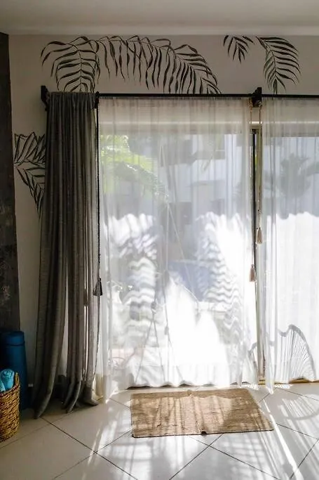 Lovely 2 Bdrm Condo In Gated Community & Pool View Playa del Carmen Lägenhet